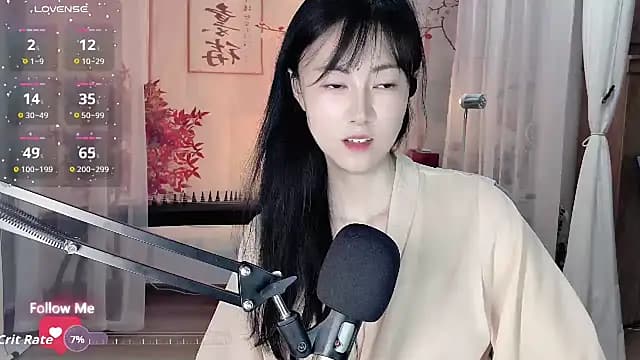 noomi-1111 live cam