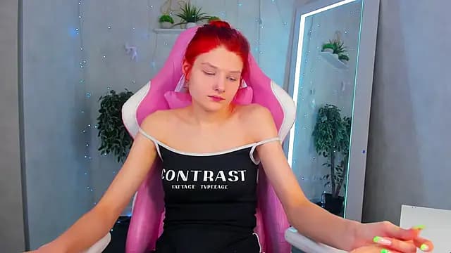 Bonnie_Hernandez live cam