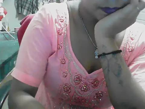 LovingPihu live cam