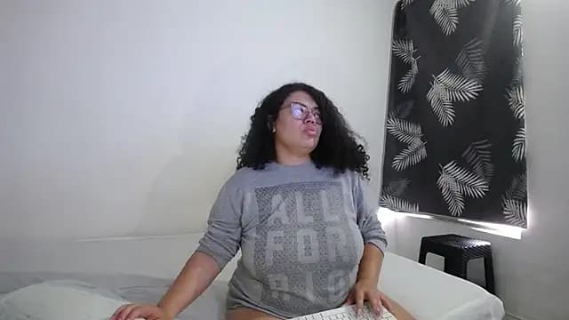 mabigomez00 live cam