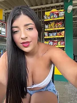 Isaa-Sweet live cam