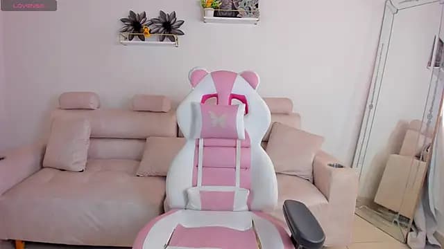 april_smiith1 live cam