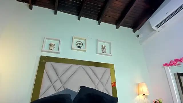 sabrina_xoxo live cam