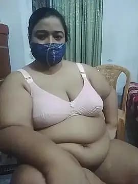 momo_loves live cam
