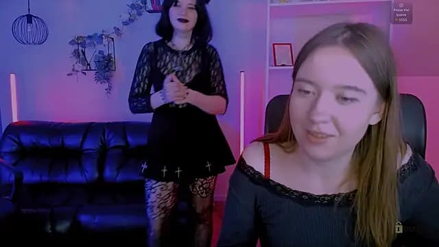 nikki_kiss_ live cam