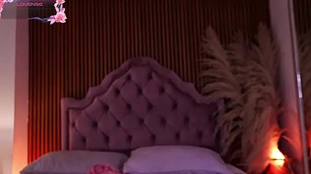 Violett_hott_ live cam