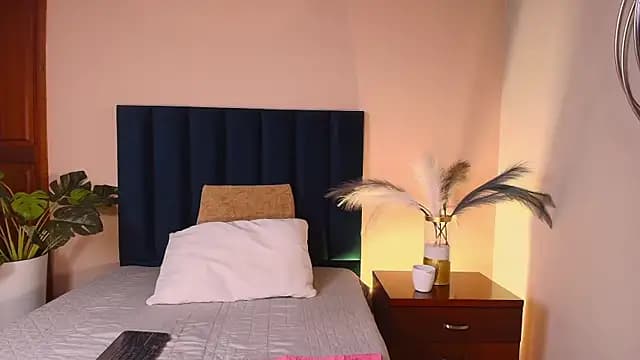 CelesteQueeen live cam
