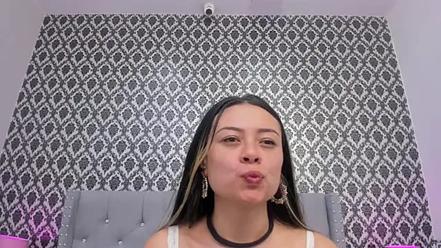 Lana_forest live cam