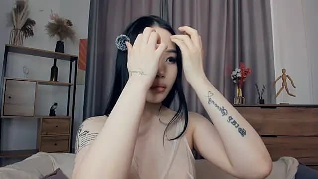 Amai_Tsumi live cam