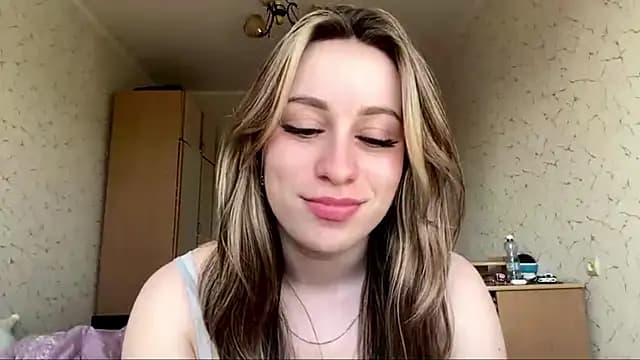 SpringSummers live cam