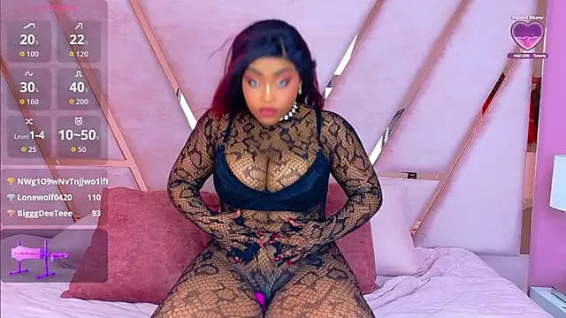 TiannahGlow live cam