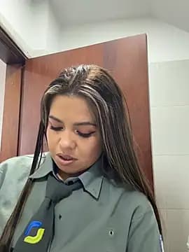 Ariana-07 live cam