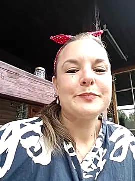 SwedishJennifer live cam