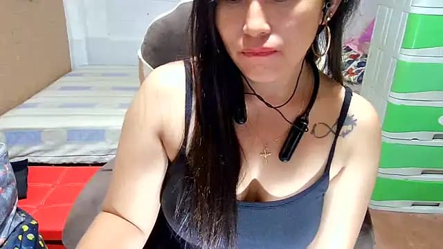 Filipina_Desire live cam