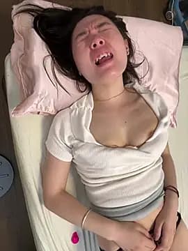 Cheating-wife live cam