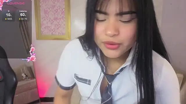 Paulette_v live cam