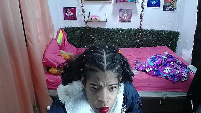 thianahorny live cam