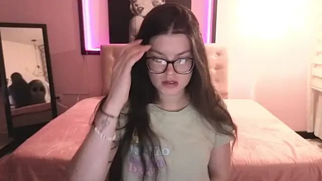 Sara_valderrama_ live cam