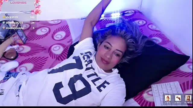 ninatiny live cam