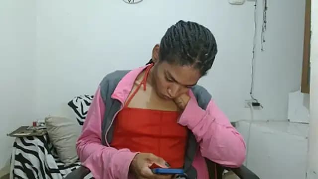 angelamarie1 live cam