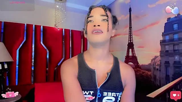 Paola_Delfino live cam
