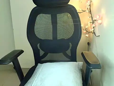 CUTE_princess_143 live cam