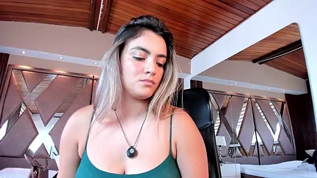IsabellaaJoness live cam