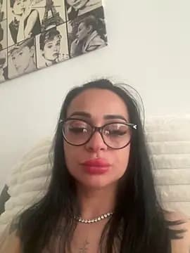 BrianaBloom live cam