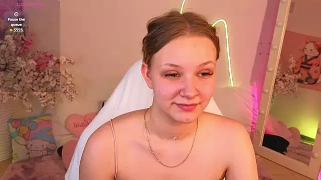 StaceyyJones live cam