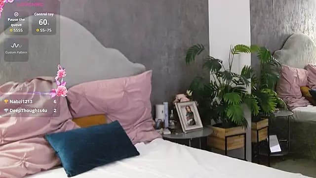 LisaCroft live cam
