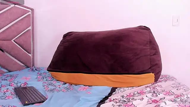 Cristal_Deep_ass live cam