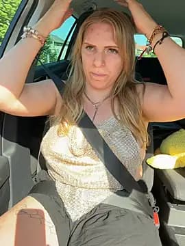 Tiffy_Rosee live cam