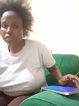 Lynn_001 live cam