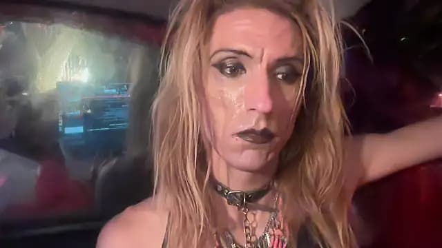 TgirlBrat live cam