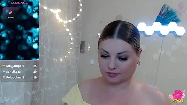 JewellKiss7 live cam