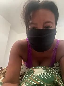 CamGirlBootyToes live cam