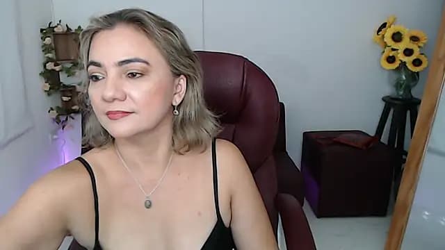 ana_milf live cam