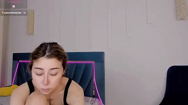 gigi_meii live cam