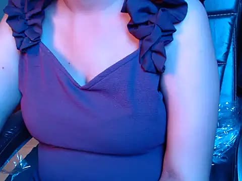 Kiarax1 live cam