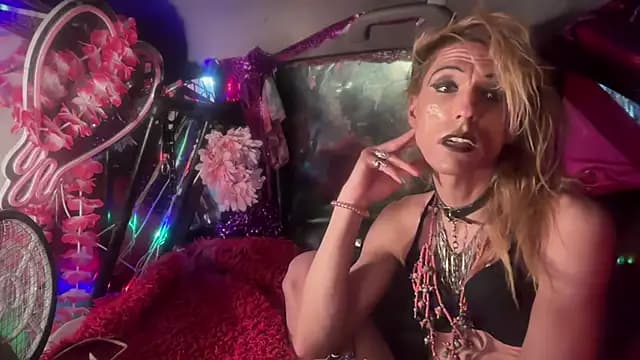 TgirlBrat live cam