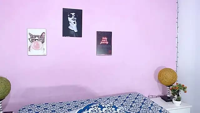 Jules_zzz live cam