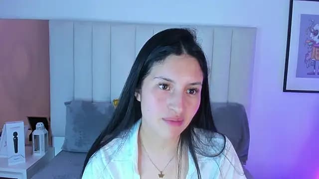 soffy_hilltom live cam