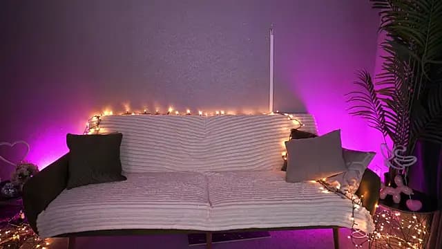 MelaniiePlay live cam