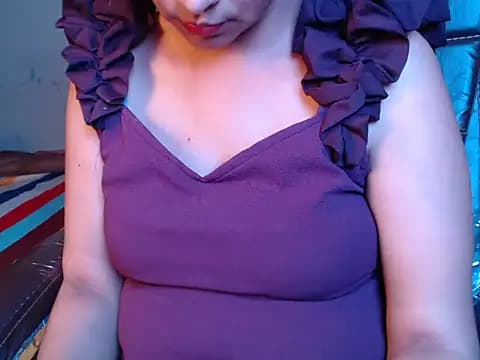 Kiarax1 live cam