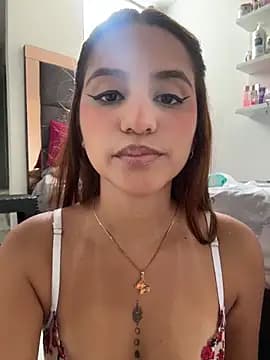 ViankaRose live cam