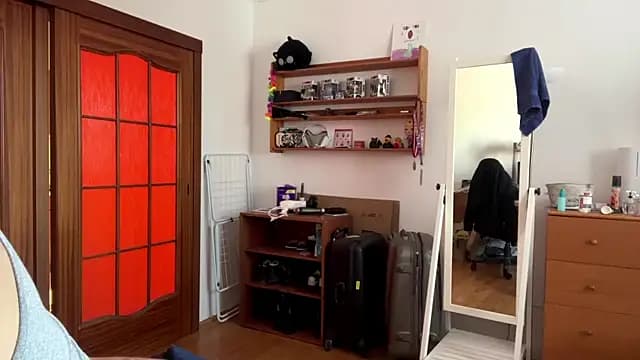 PillowPeachX live cam