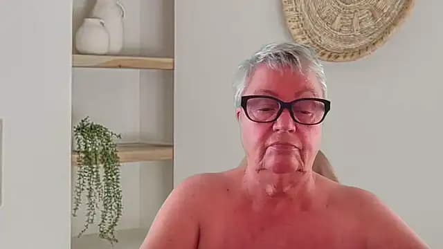 Mystery-Grandmother live cam