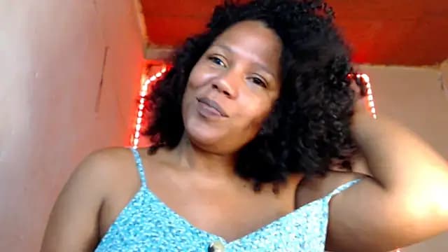 cherry_cleou live cam