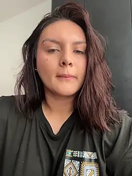 MiaCavalli__ live cam