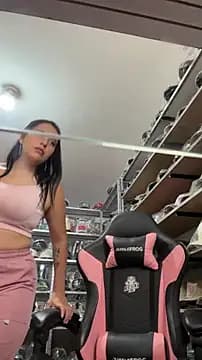 GiaDuque live cam